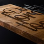 Wallity Dont Forget To Smile Escultura de pared en Negro y Nogal
